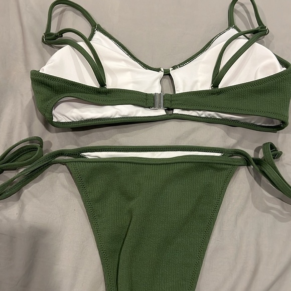 Green Ribbed Bikini - Picture 3 of 5